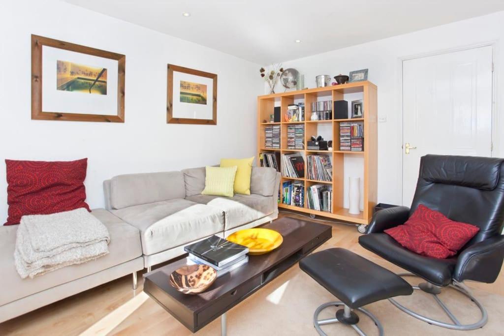 יורק Walking Distance To Racecourse And City Centre מראה חיצוני תמונה